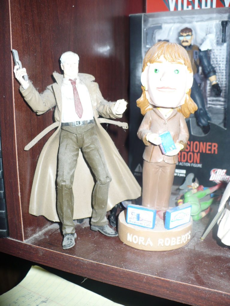 Jim Gordon & Nora Roberts Gotham City, Nora Roberts, writer's desks